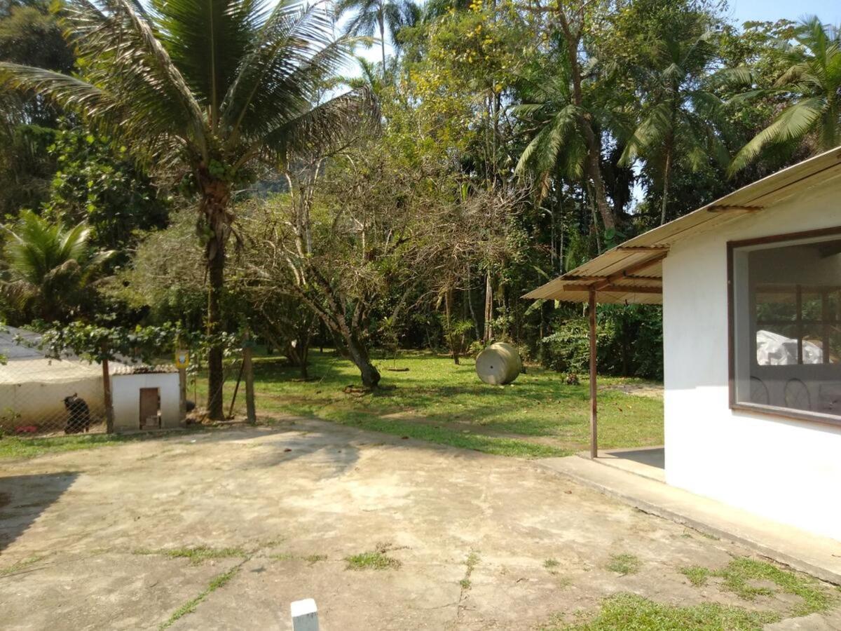 Chale No Jardim Ar Condicionado Pereque Acu Villa อูบาตูบา ภายนอก รูปภาพ