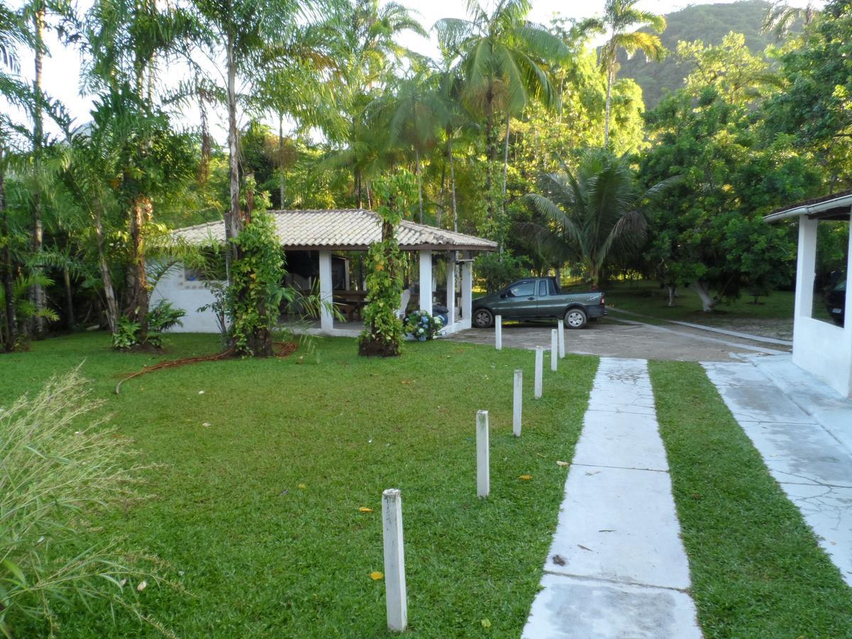 Chale No Jardim Ar Condicionado Pereque Acu Villa อูบาตูบา ภายนอก รูปภาพ